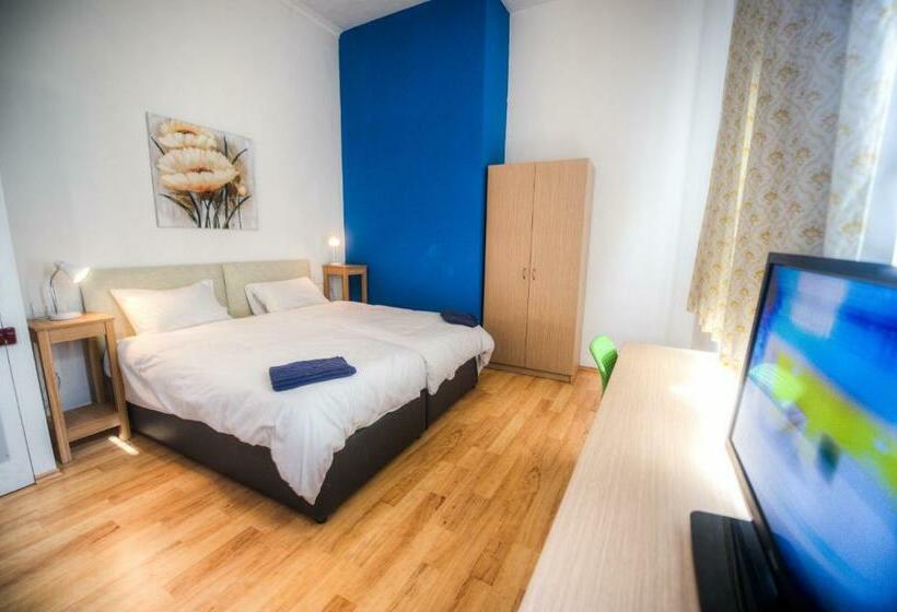 Standard Room, Hostel 94