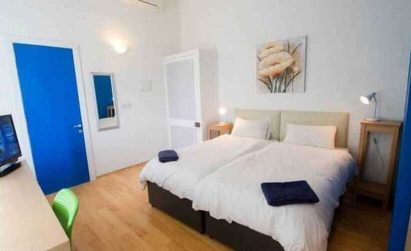 Standard Room, Hostel 94
