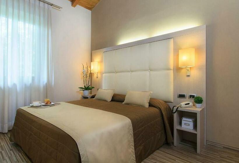 Номер Стандарт, Antica Locanda Del Villoresi