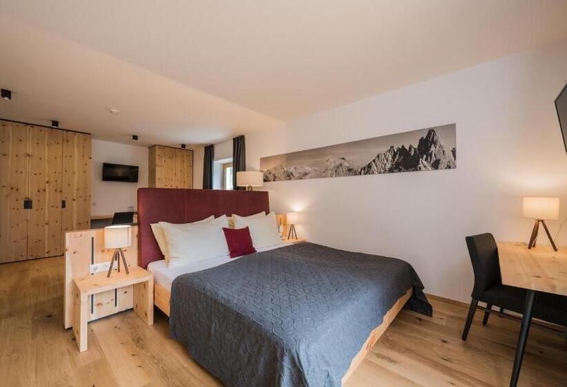 Полулюкс Вид на Горы, Dolomitenhof & Chalet Alte Post