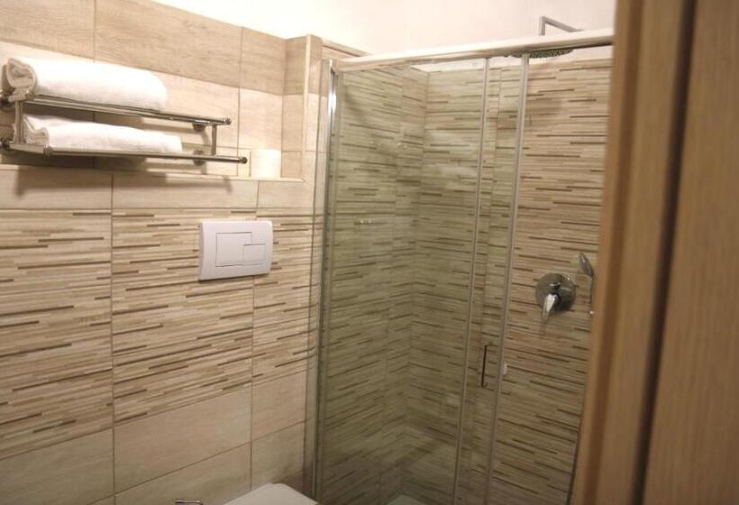 Номер Стандарт Трехместный, Parco Hotel Granaro