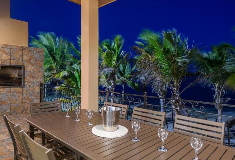 2 베드룸 인테리어 아파트, San Martinho Beach Club