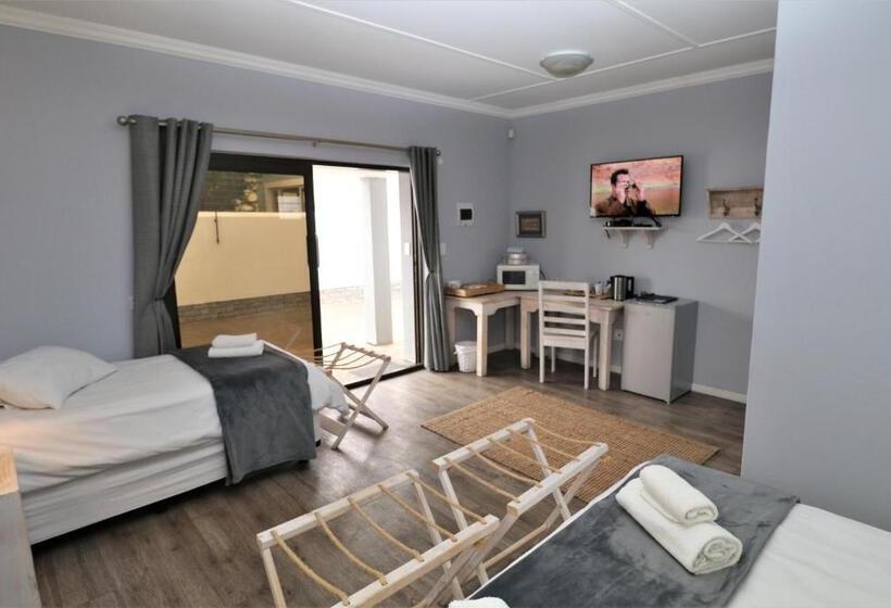 اتاق خانوادگی, Tiende Laan Bed & Breakfast And Self Catering