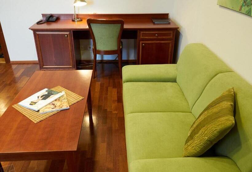 Апартаменты 1 Спальня, Hradná Stráž Hotel&apartments S Privátnym Wellness