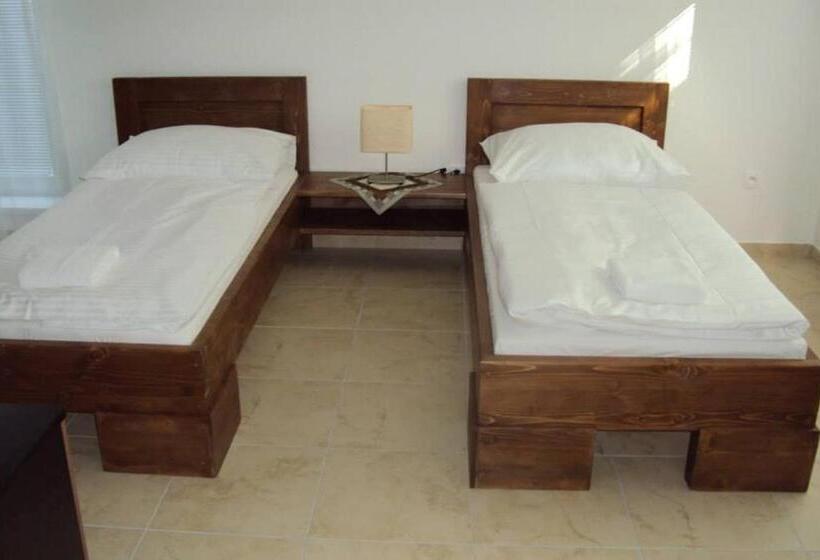 스탠다드 룸, Motel Senec