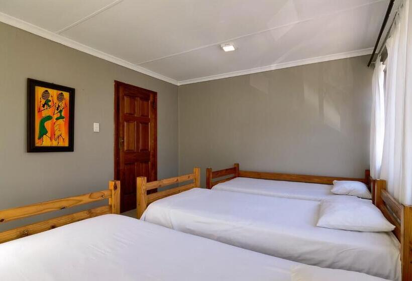 Кровать в Общей Комнате, Ballito Backpackers