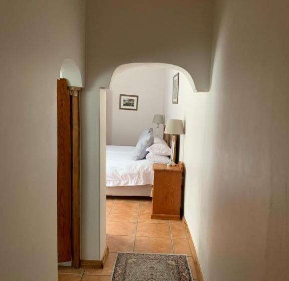 Номер Стандарт, Avenues Guest House