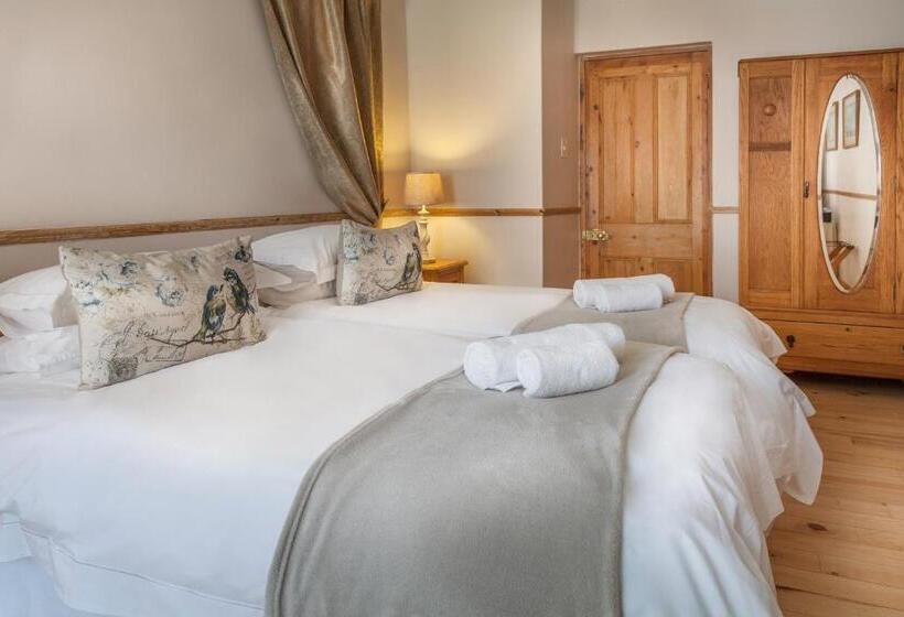 Номер Deluxe, Avenues Guest House
