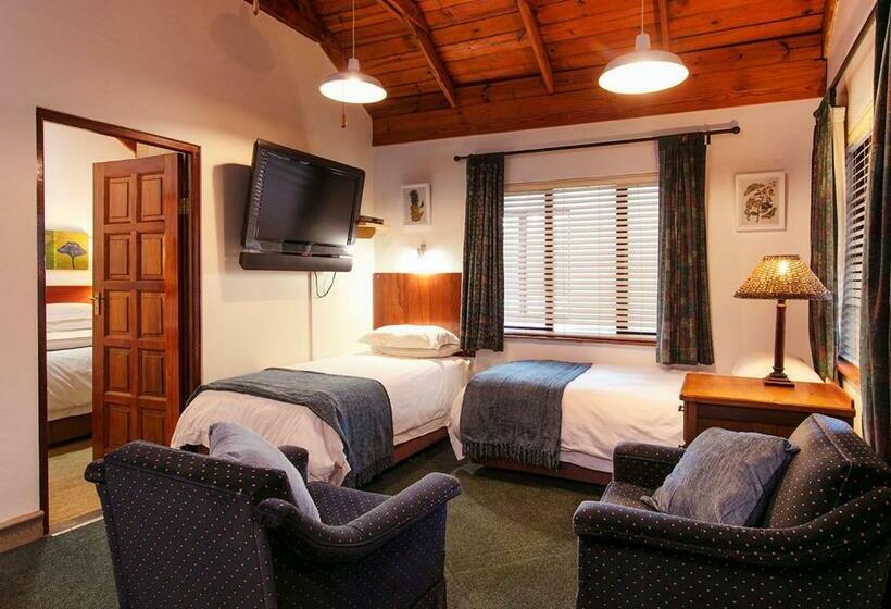 패밀리 룸, Waterkloof Apartments