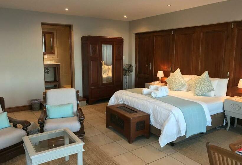 Номер Стандарт, Lavandula Manor Self Catering