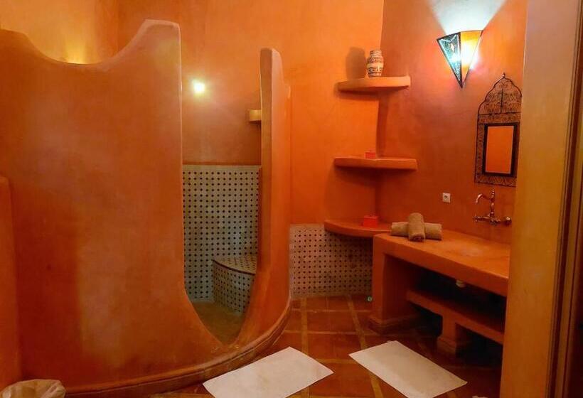 Полулюкс Повышенной Комфортности, Riad Ain Khadra