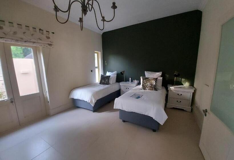 Номер Стандарт, Rustic Manor Guest House
