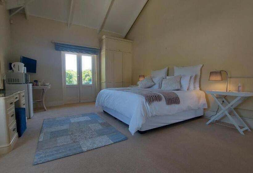 スーペリアールーム, Rustic Manor Guest House