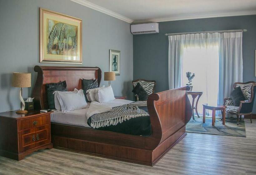 Standard Room King Size Bed, Emakhosini Boutique