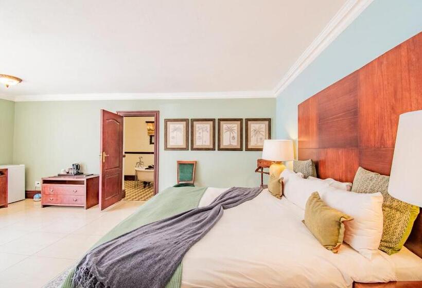 Suite, Emakhosini Boutique