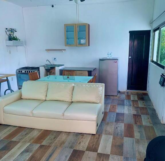 Estúdio Familiar, Ecoplaneta By Casa Borush