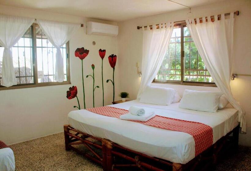 バスルーム共有のトリプルスタンダード, Hostal & Suites Pata De Perro