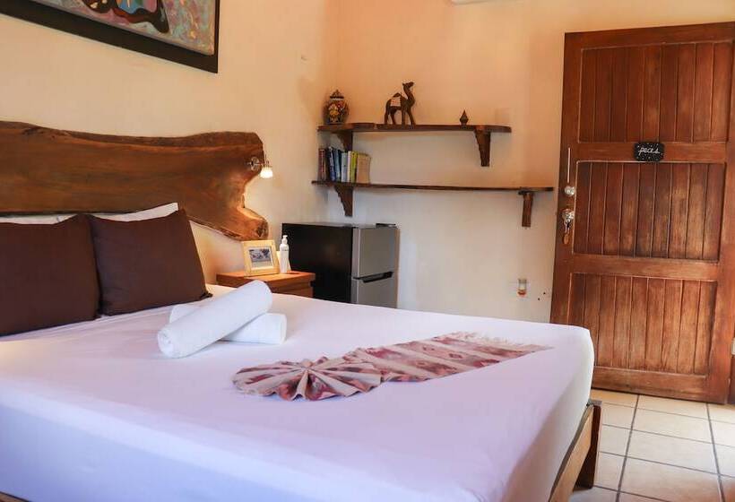 スタンダードスタジオ, Hostal & Suites Pata De Perro