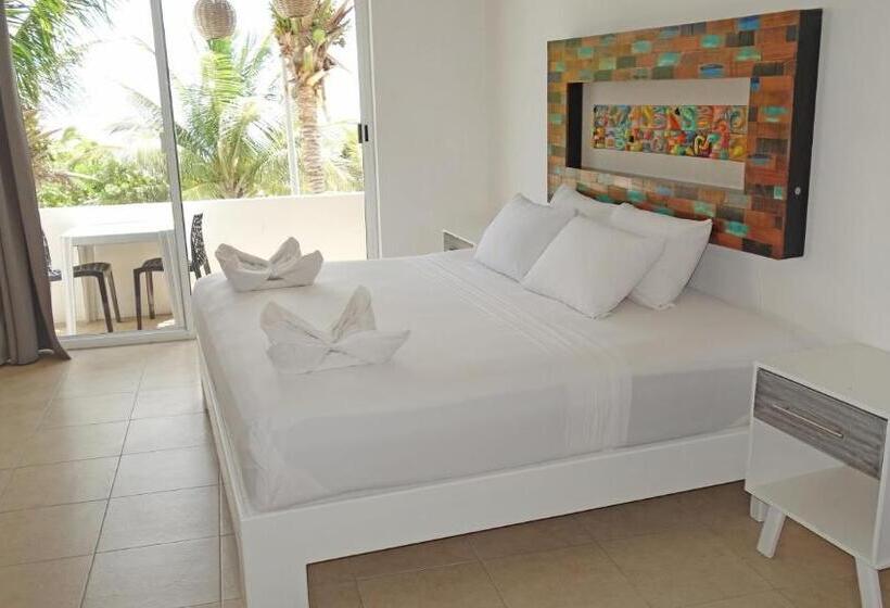 オーシャンビュースーペリアールーム, El Fuerte Beach Apartments