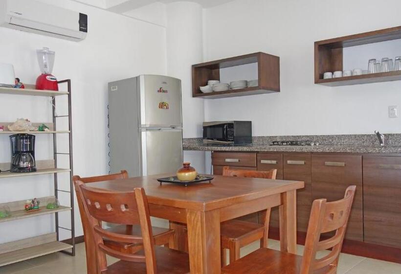スーペリアファミリールーム, El Fuerte Beach Apartments