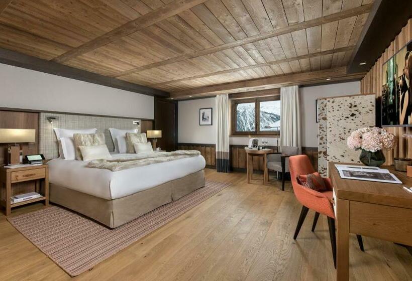 디럭스 룸, Hôtel Barrière Les Neiges Courchevel
