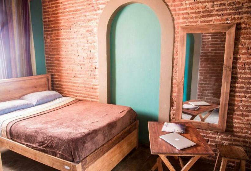 Номер Стандарт Совместная Ванная, Puerta Vieja Hostel