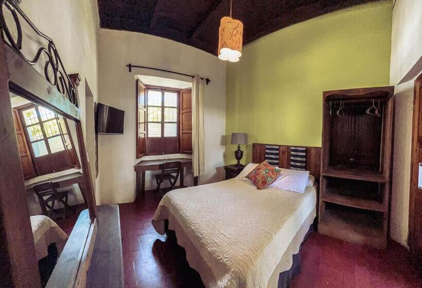 اتاق استاندارد, Hostal Antigüeño
