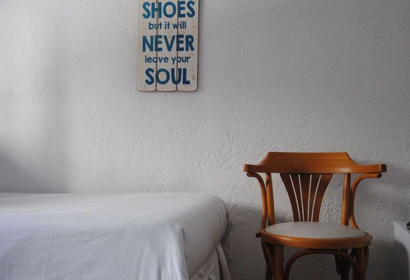 غرفة قياسية, Blu Inn