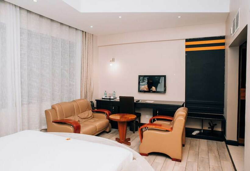 Номер Deluxe, Gold Crest