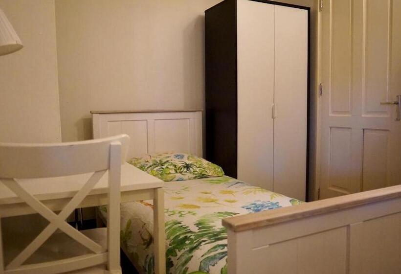 اتاق لوکس سه تخته, Holland Lodge Paramaribo