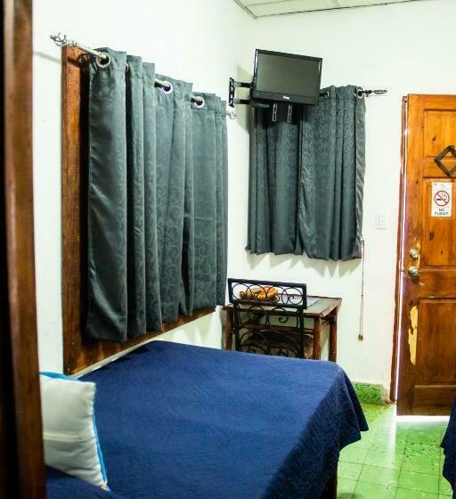 Номер Economy, San Carlos Beach Inn