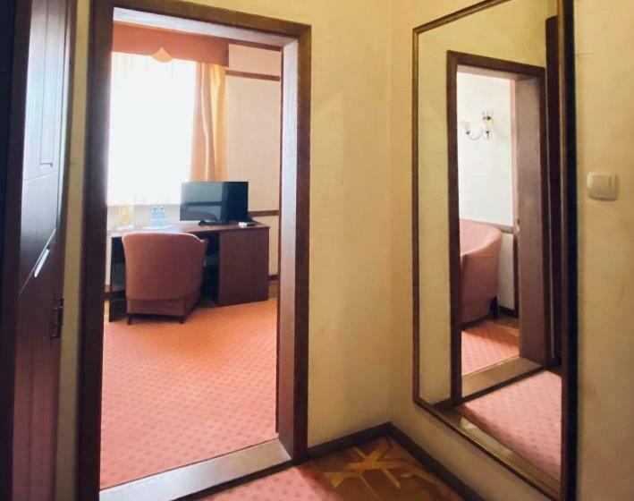 اتاق استاندارد, Complex Bahus
