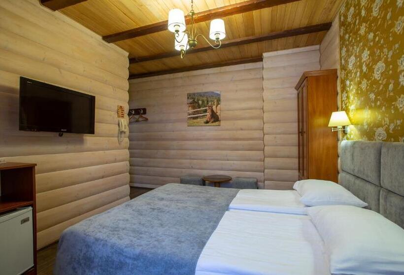 غرفة قياسية مزوَّدة بشُرفة, Korona Hotel&spa