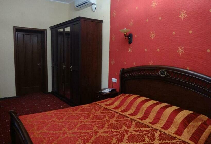 اتاق استاندارد, Status