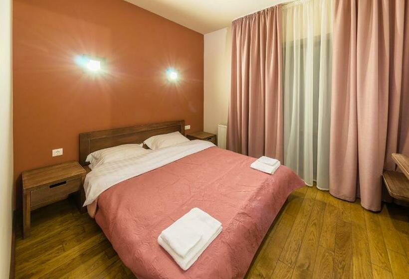 스탠다드 룸, Nebos Hotel & Restaurant