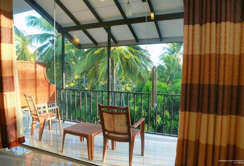 Номер Стандарт, Lake Edge Holiday Inn