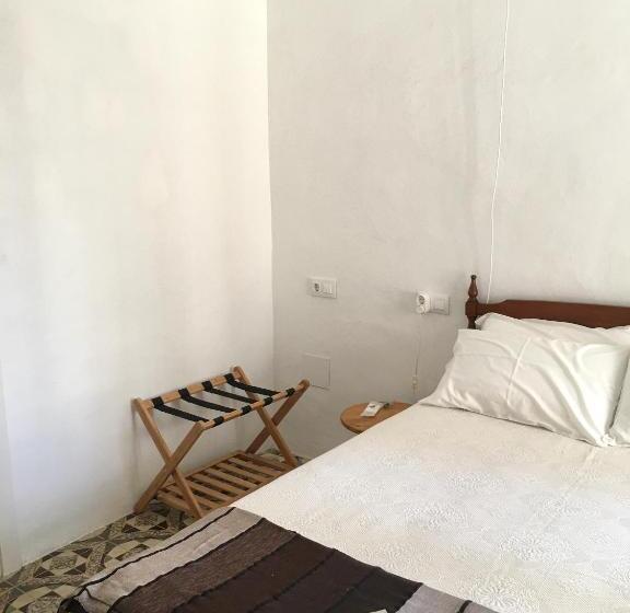 Номер Basic, Boutique B&b Número Cuatro