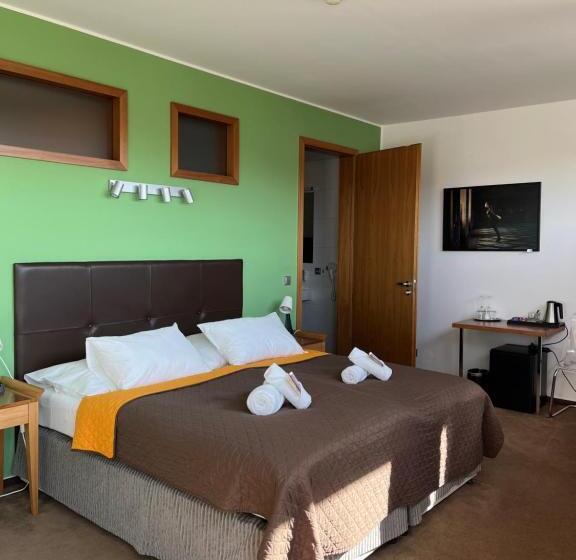 اتاق استاندارد, Beroun Golf Club