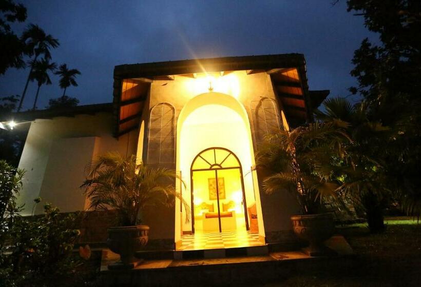 스탠다드 룸, Ella Planters Bungalow