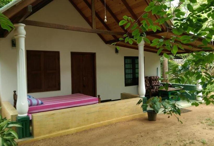 Семейный Номер Вид на Сад, Green Hill Cottage