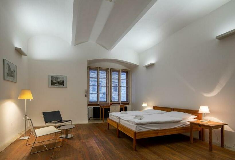 اتاق استاندارد, A Hostel Zámecký Pivovar Litomyšl