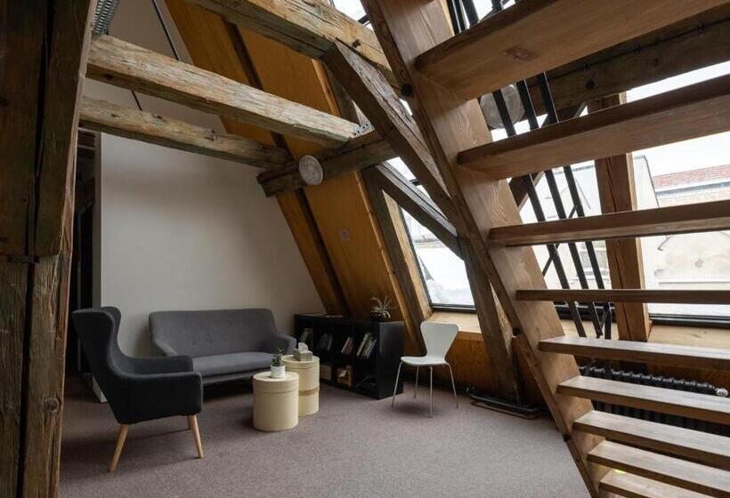Номер Economy, A Hostel Zámecký Pivovar Litomyšl