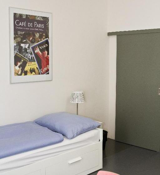 장애인을 위한 스탠다드 룸, A Hostel Zámecký Pivovar Litomyšl