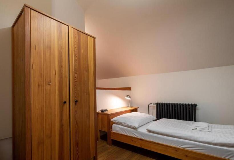 Номер Стандарт Индивидуальный, A Hostel Zámecký Pivovar Litomyšl