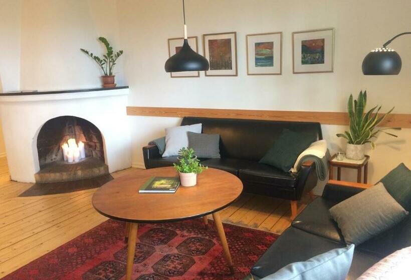 اتاق استاندارد با سرویس بهداشتی مشترک, Efs Höllviksstrand