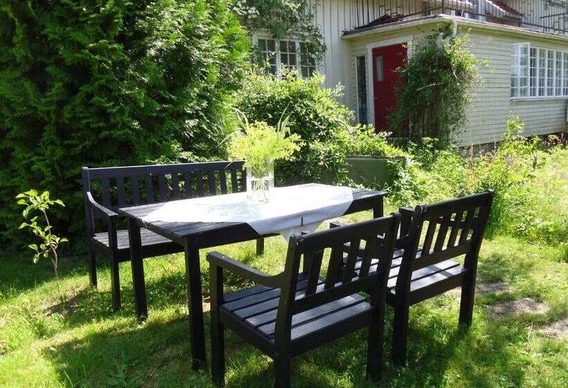 خانه 1 خوابه, Ekeliden B&b