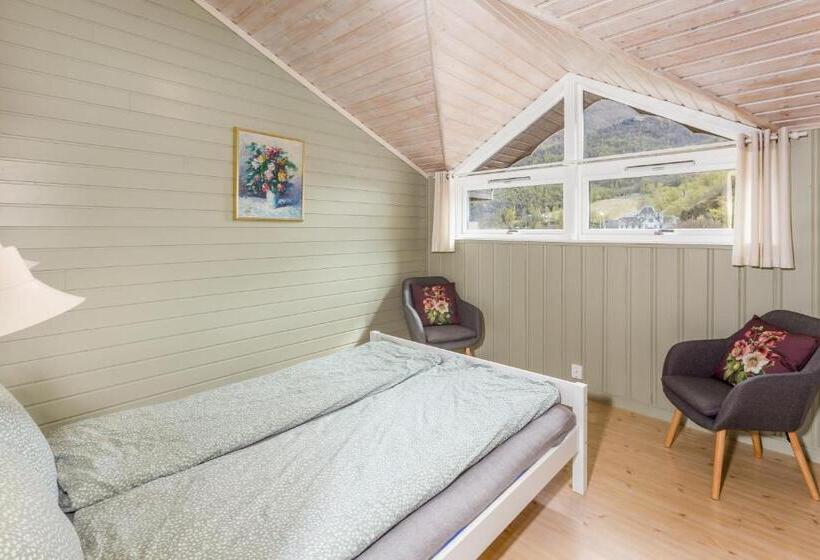 Номер Стандарт Совместная Ванная, Flåm Hostel