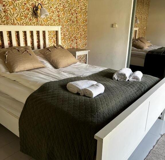 Семейный Номер, Svabesholms Kungsgårds B&b Och Pensionat Stenshuvud