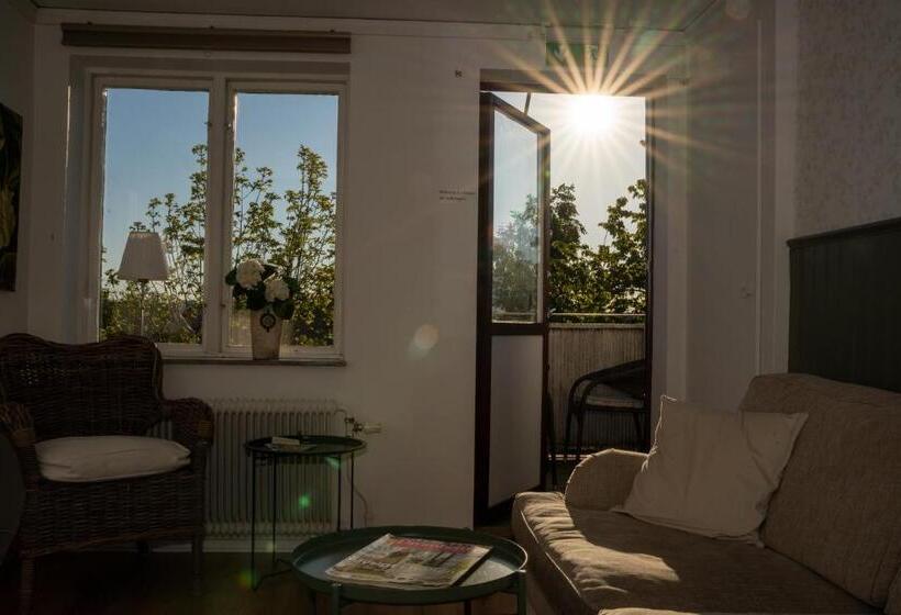 Дом 1 Спальня, Svabesholms Kungsgårds B&b Och Pensionat Stenshuvud