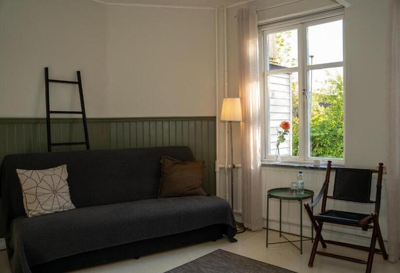 Семейный Номер, Svabesholms Kungsgårds B&b Och Pensionat Stenshuvud